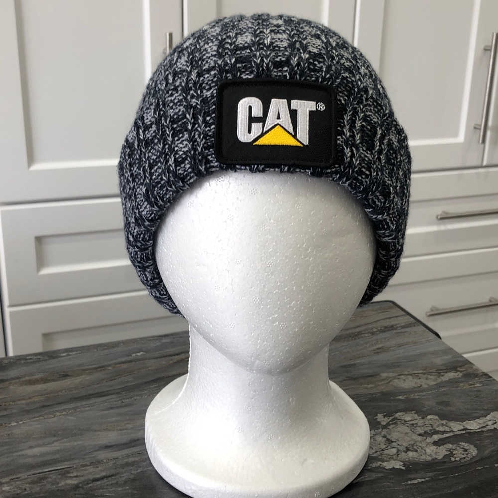 Caterpillar Ribbed Knit Beanie – Navy Blue & White – Unisex